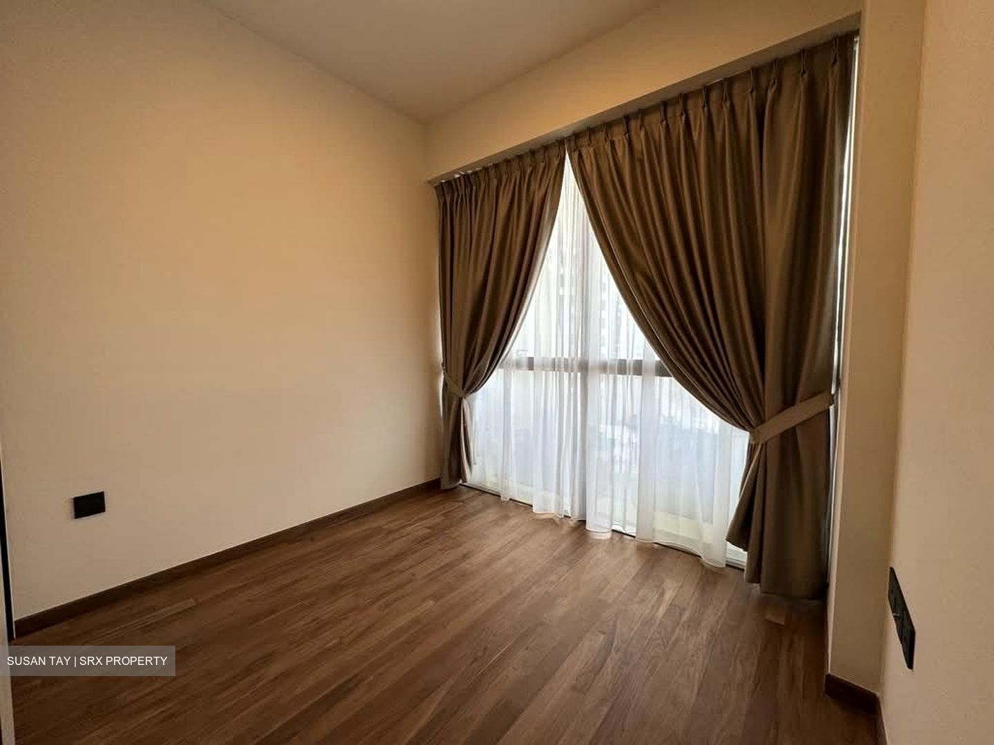 Coastline Residences (D15), Apartment #549267981